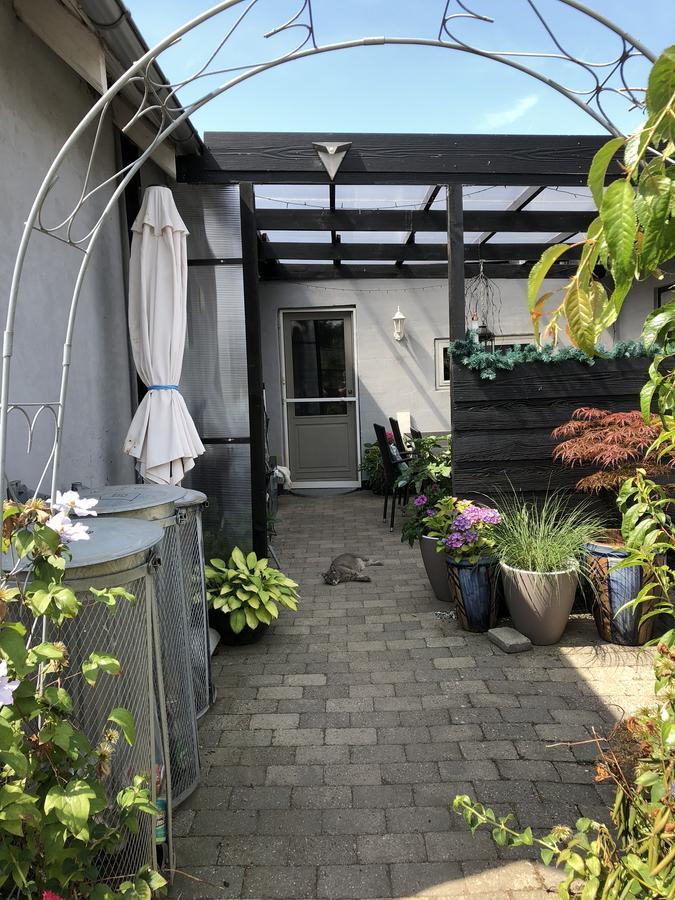 Svalegaarden Guesthouse Saerslev Экстерьер фото
